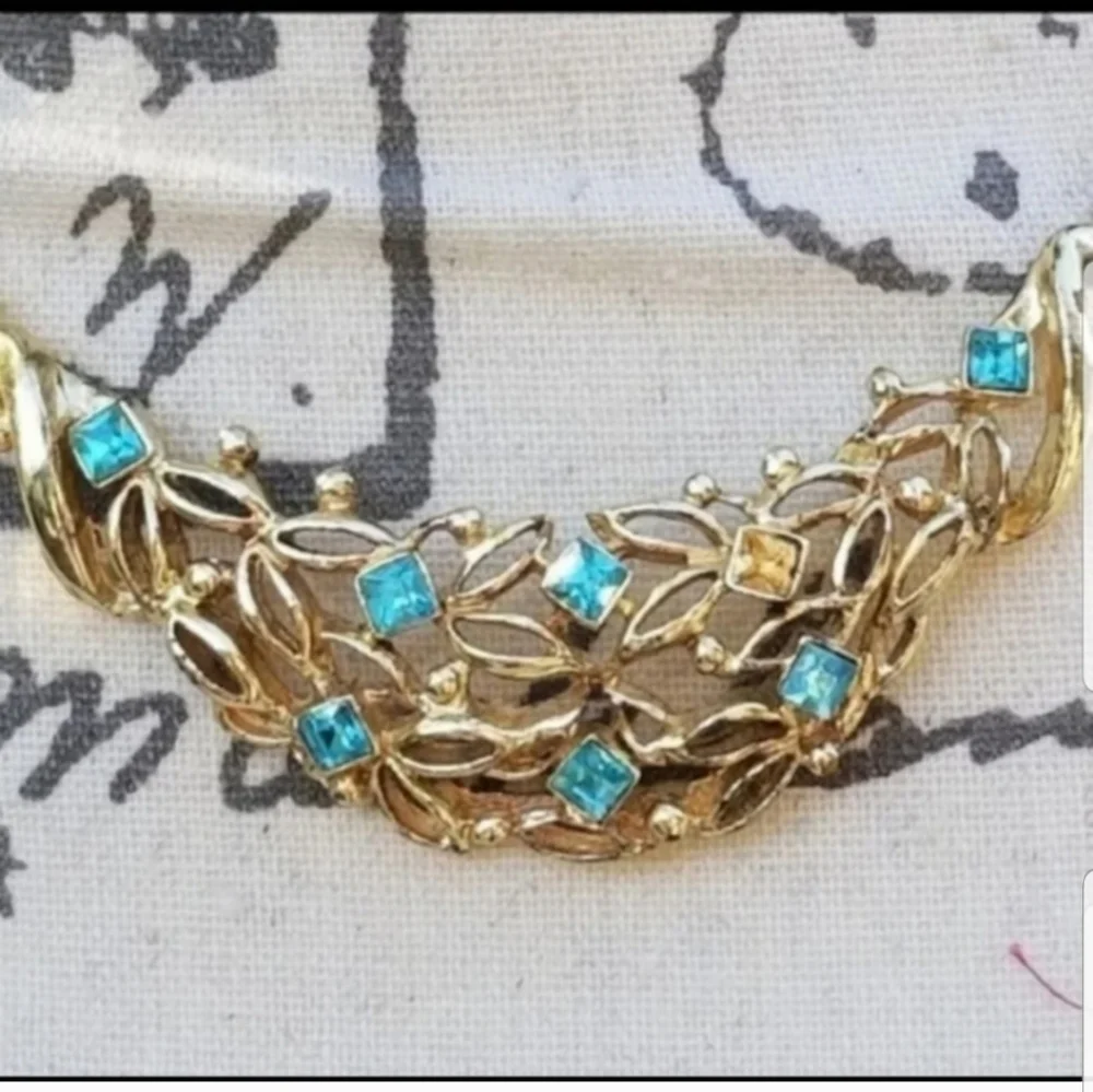VINTAGE ART DECO BAR LINK CHAIN & ORNATE BLUE AUSTRIAN CRYSTAL PENDANT NECKLACE